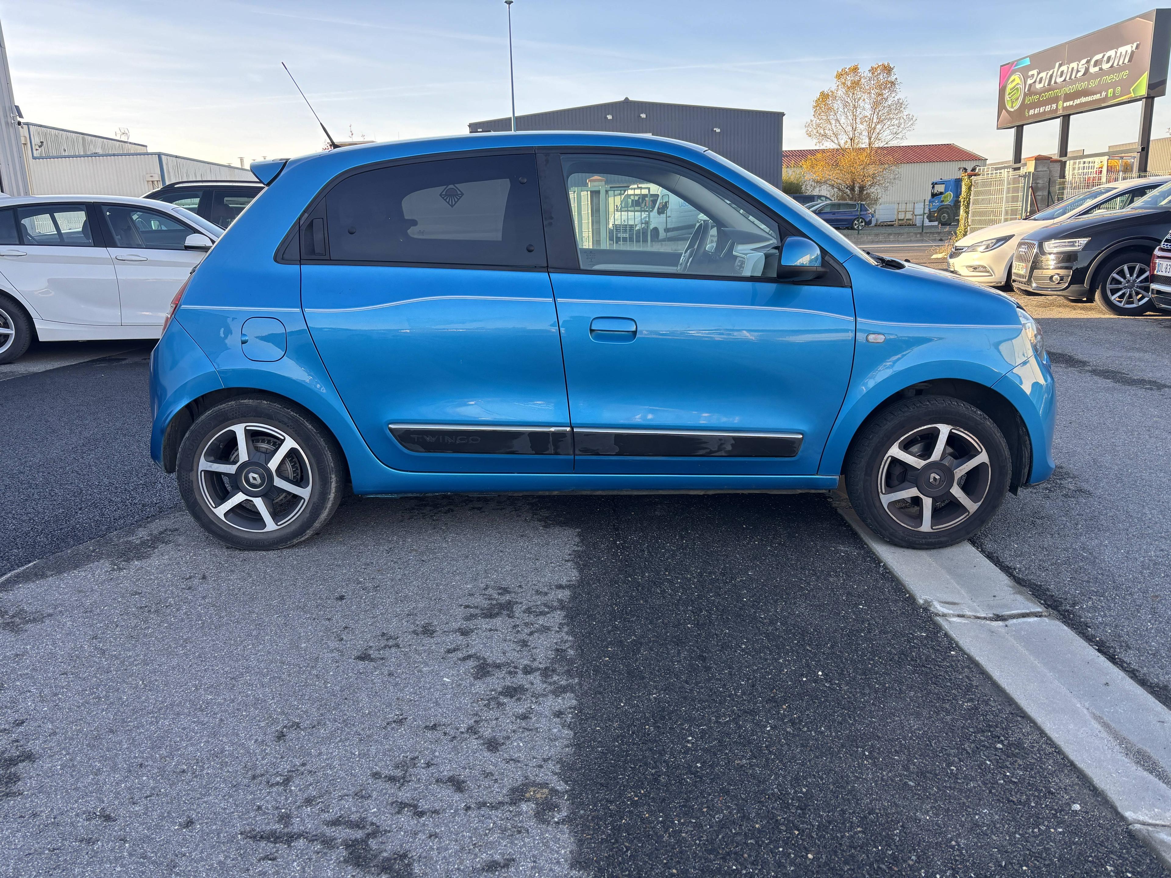 RENAULT TWINGO