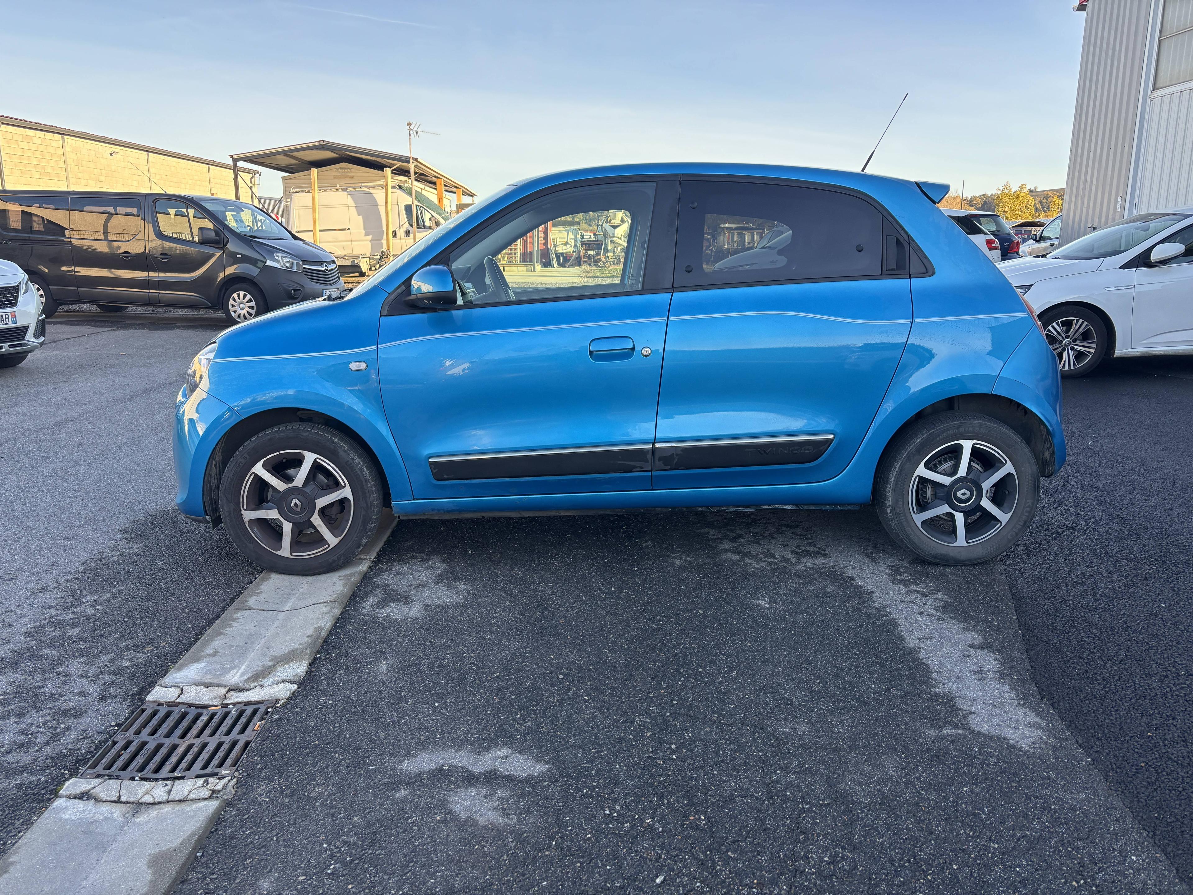 RENAULT TWINGO