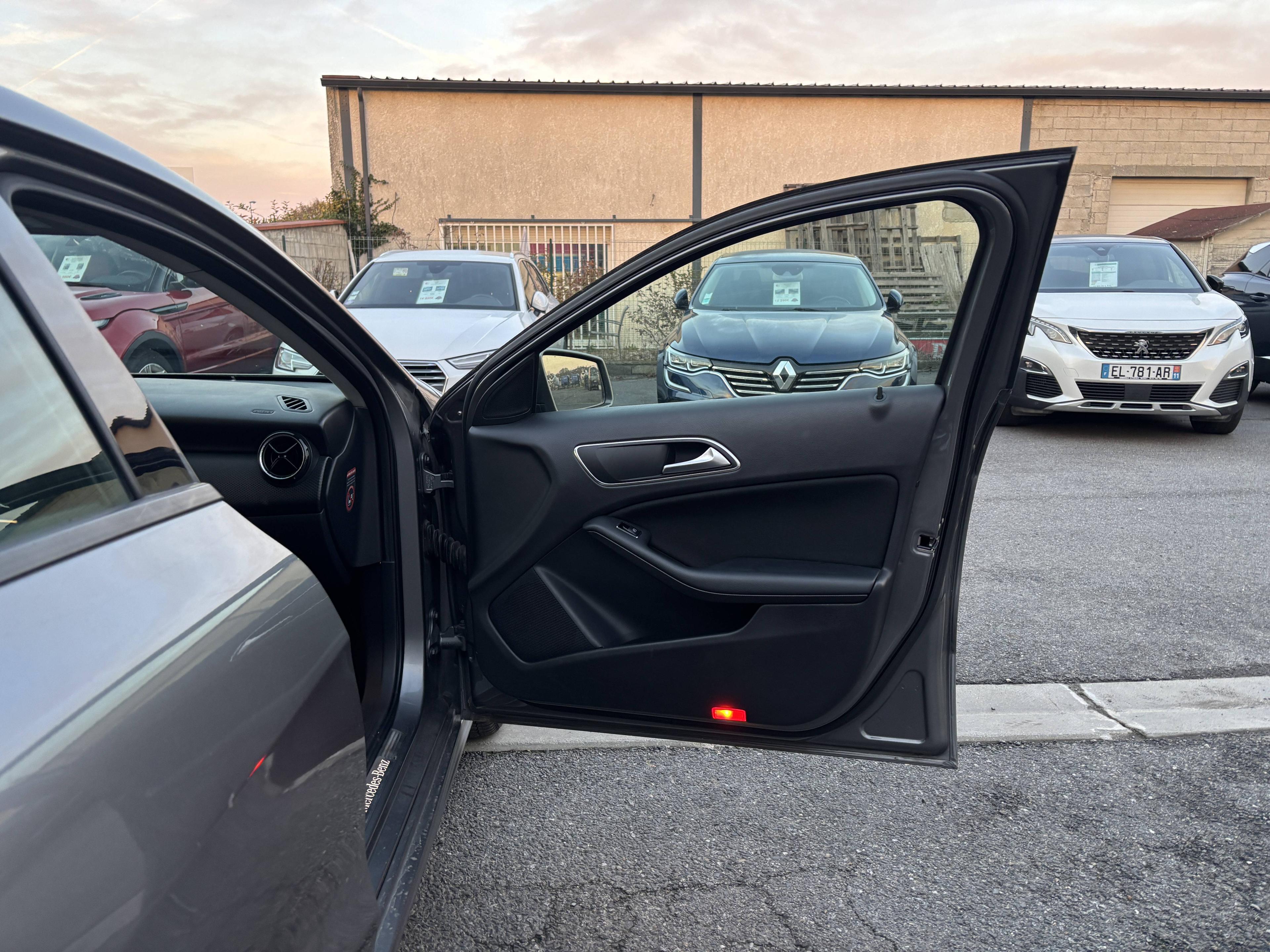 MERCEDES-BENZ CLASSE A