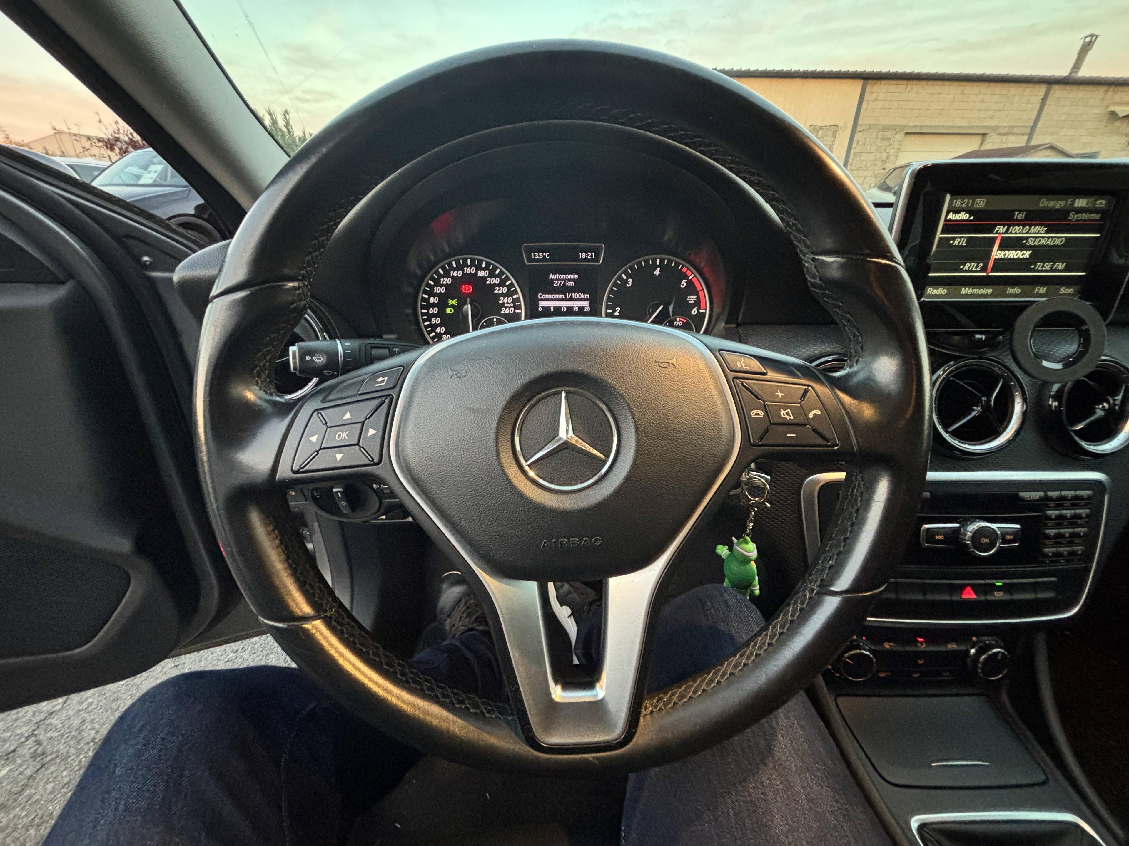 MERCEDES-BENZ CLASSE A