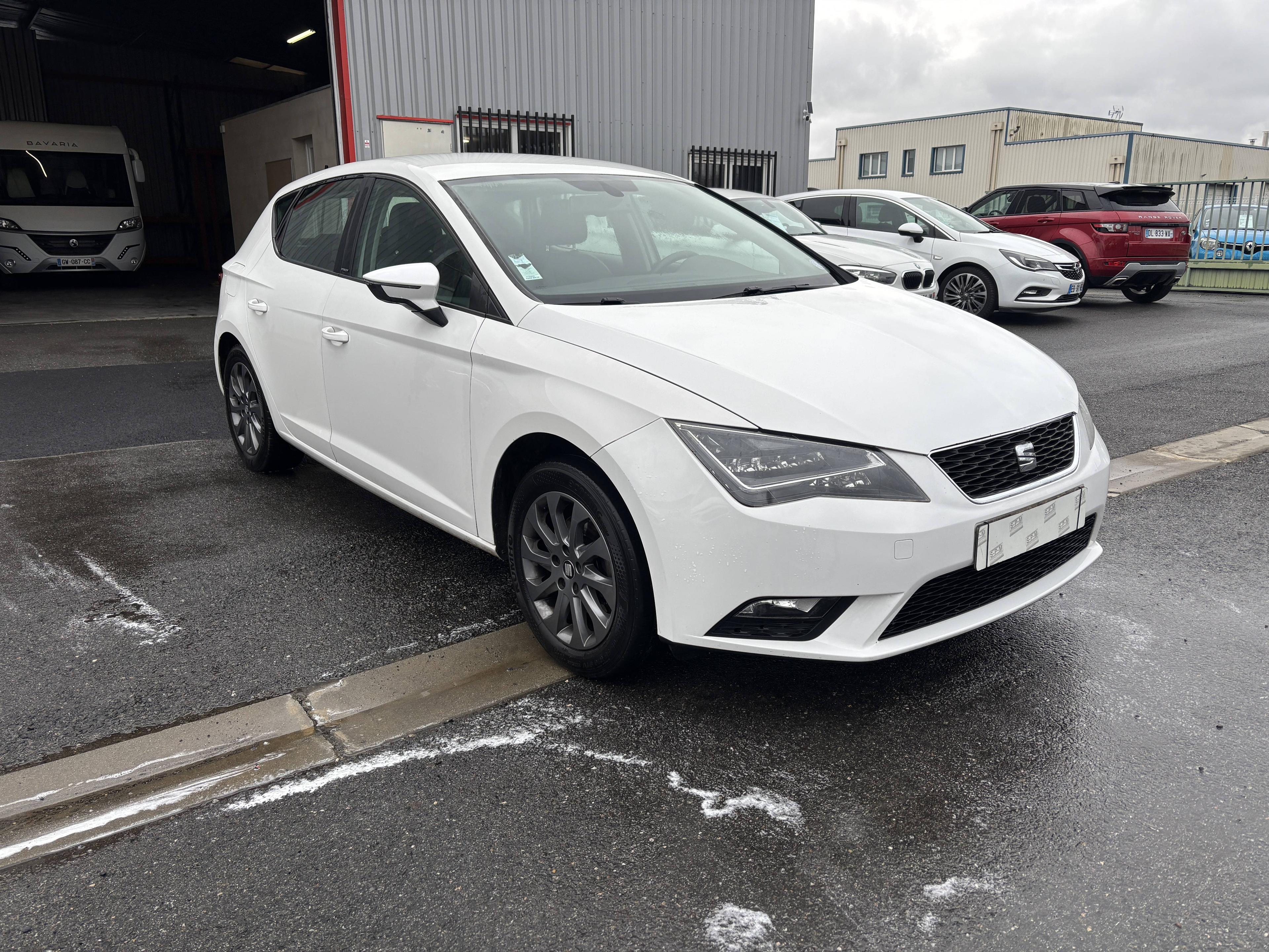 SEAT LEON
