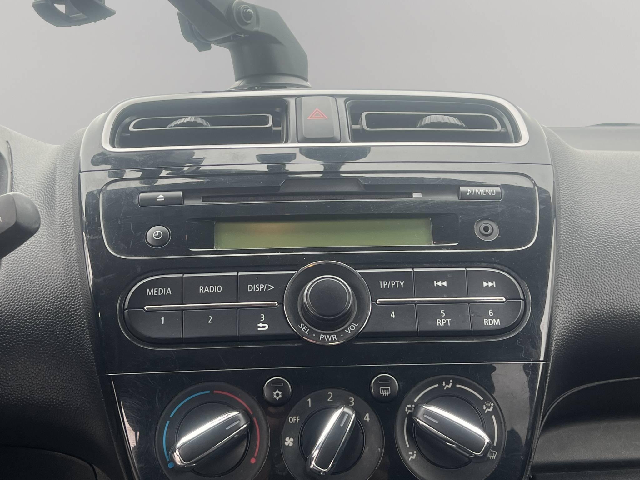 MITSUBISHI SPACE STAR