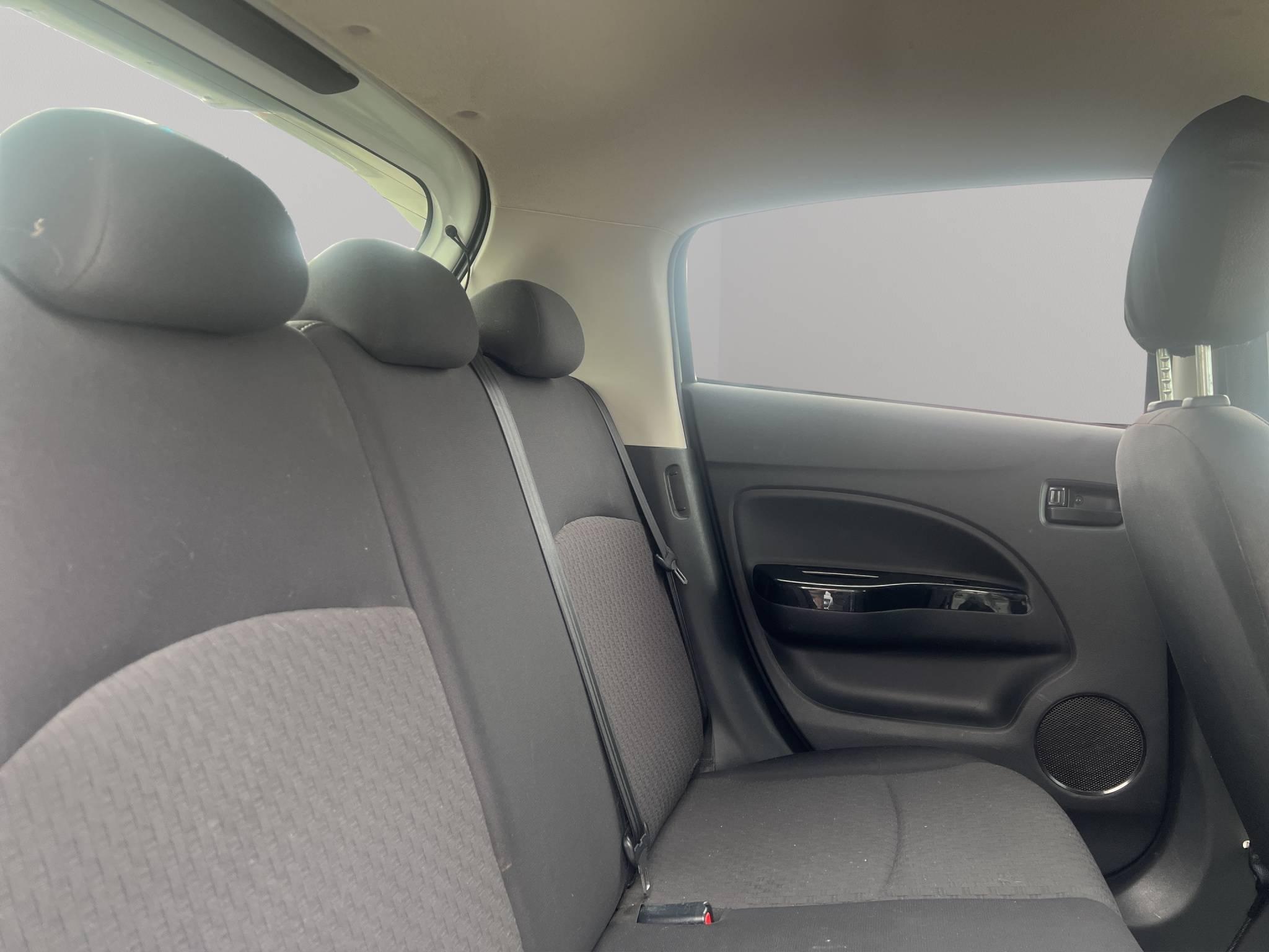 MITSUBISHI SPACE STAR