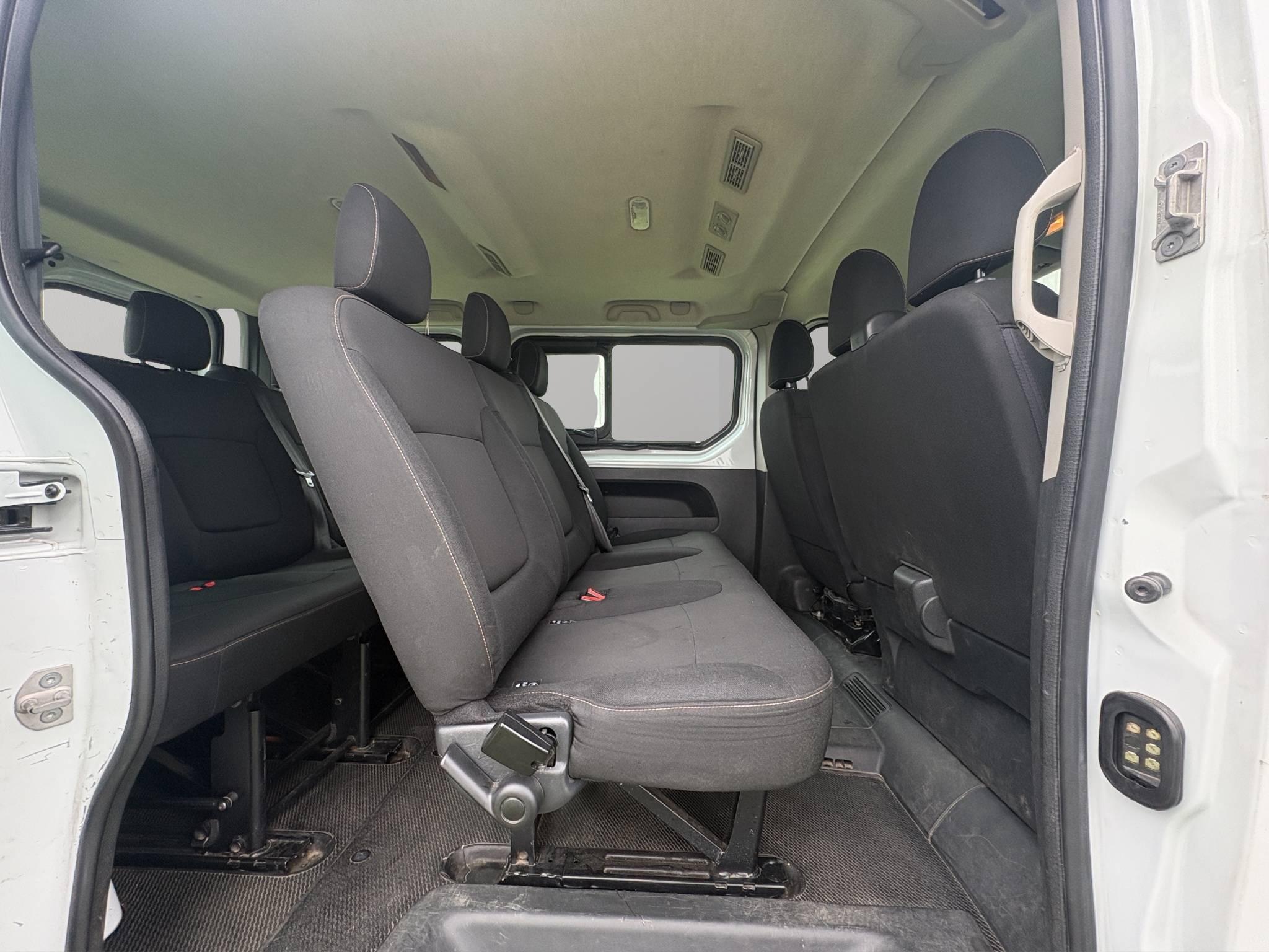 RENAULT TRAFIC