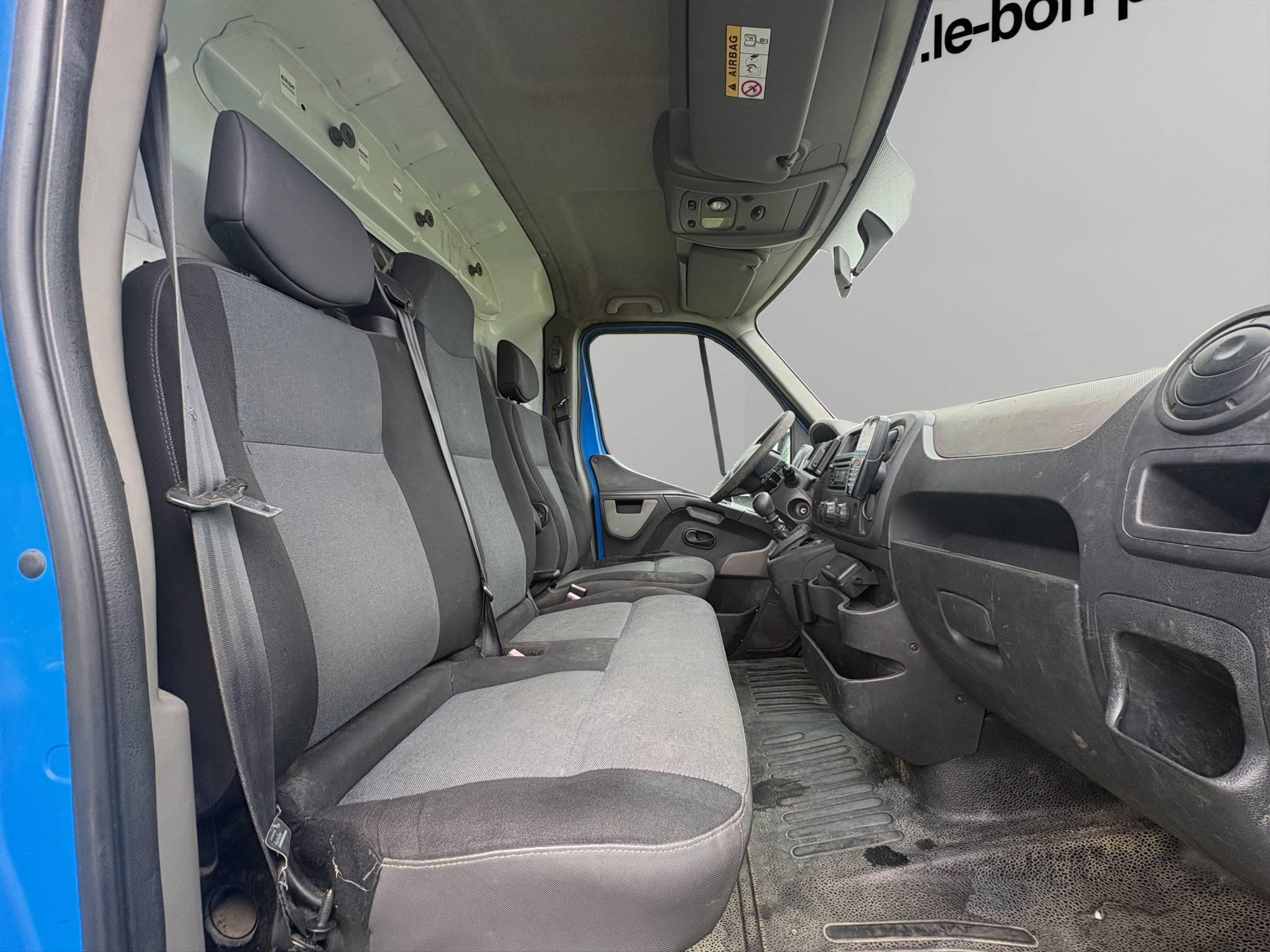 RENAULT MASTER