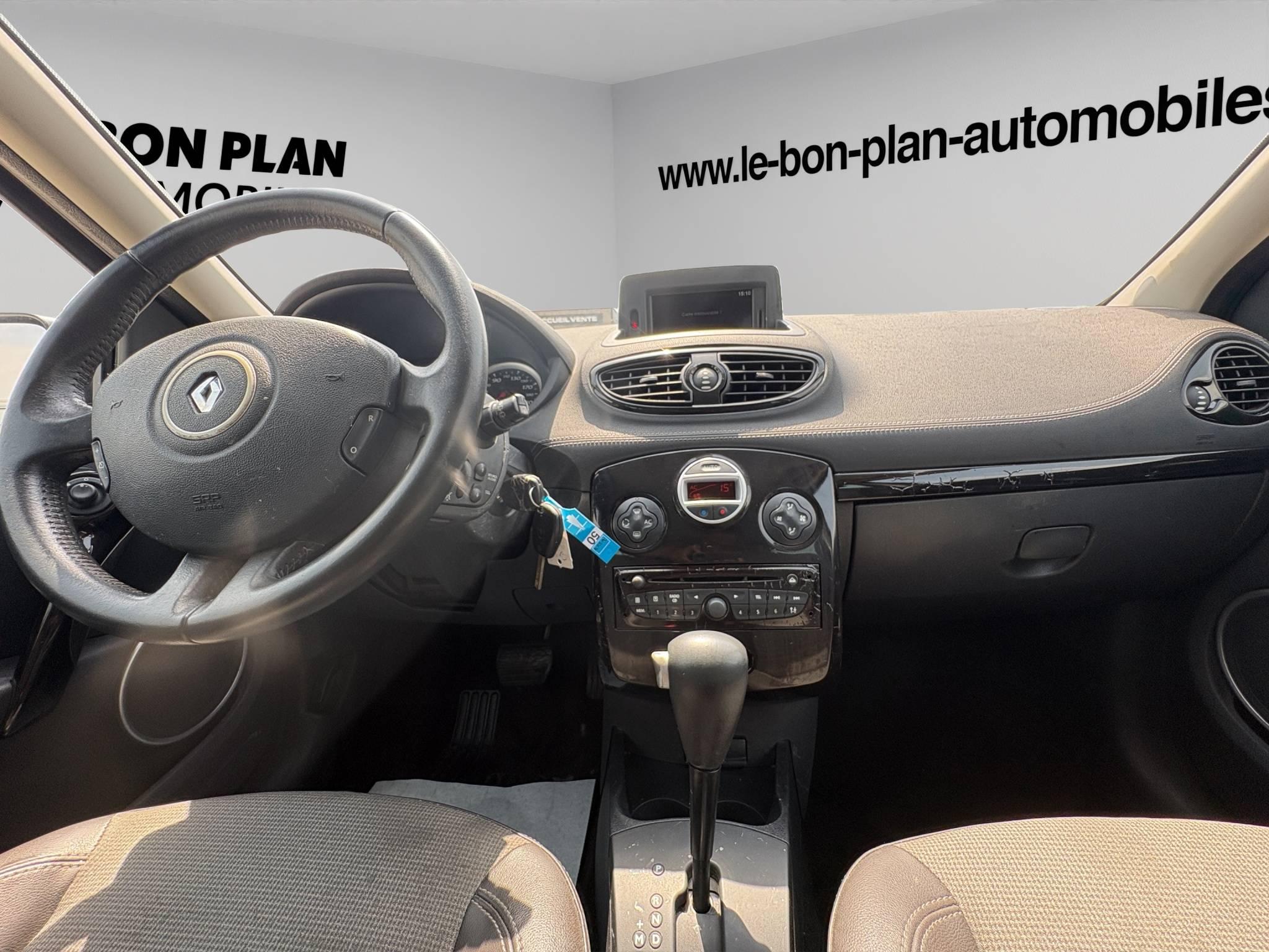 RENAULT CLIO