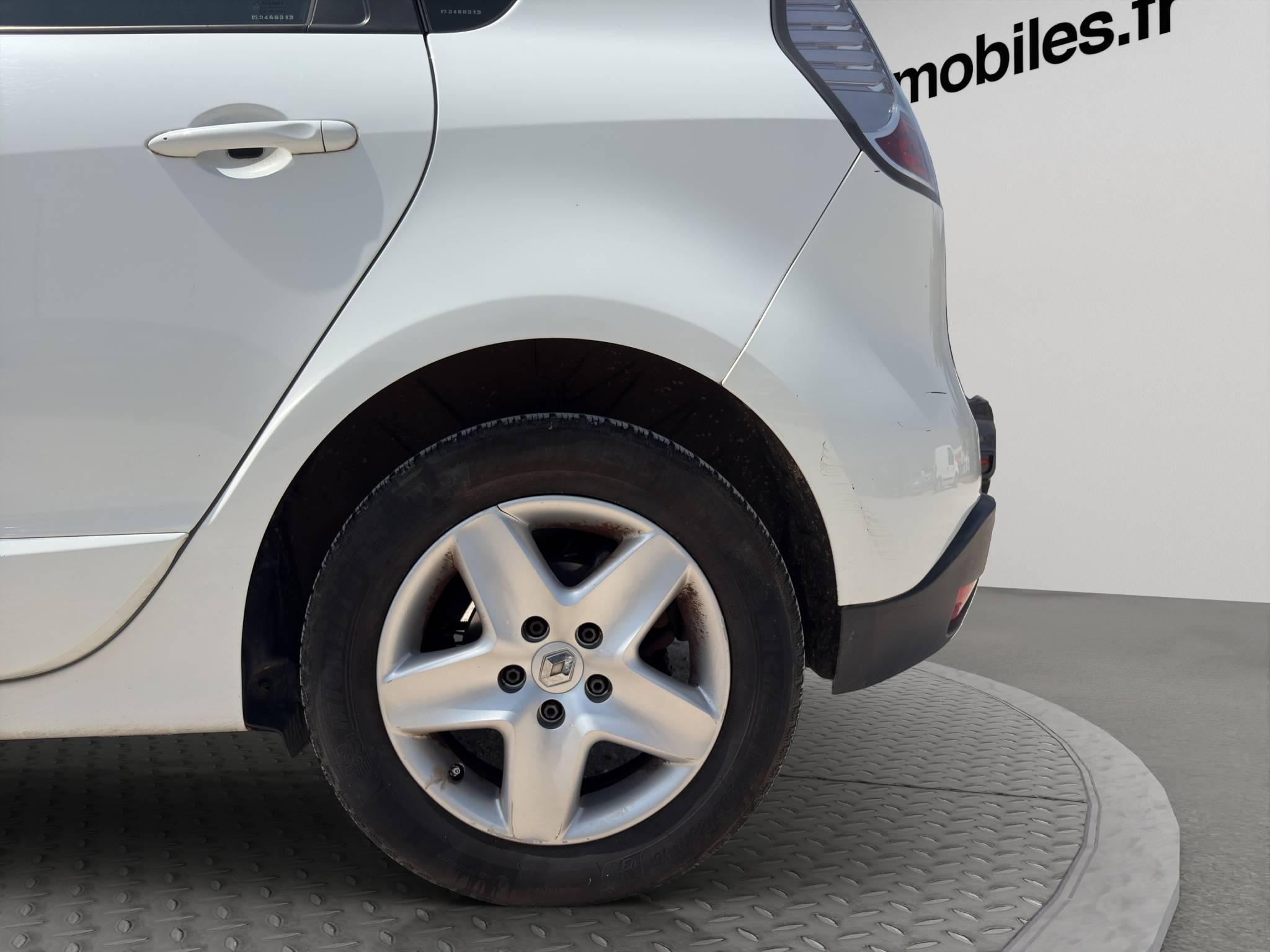 RENAULT SCENIC