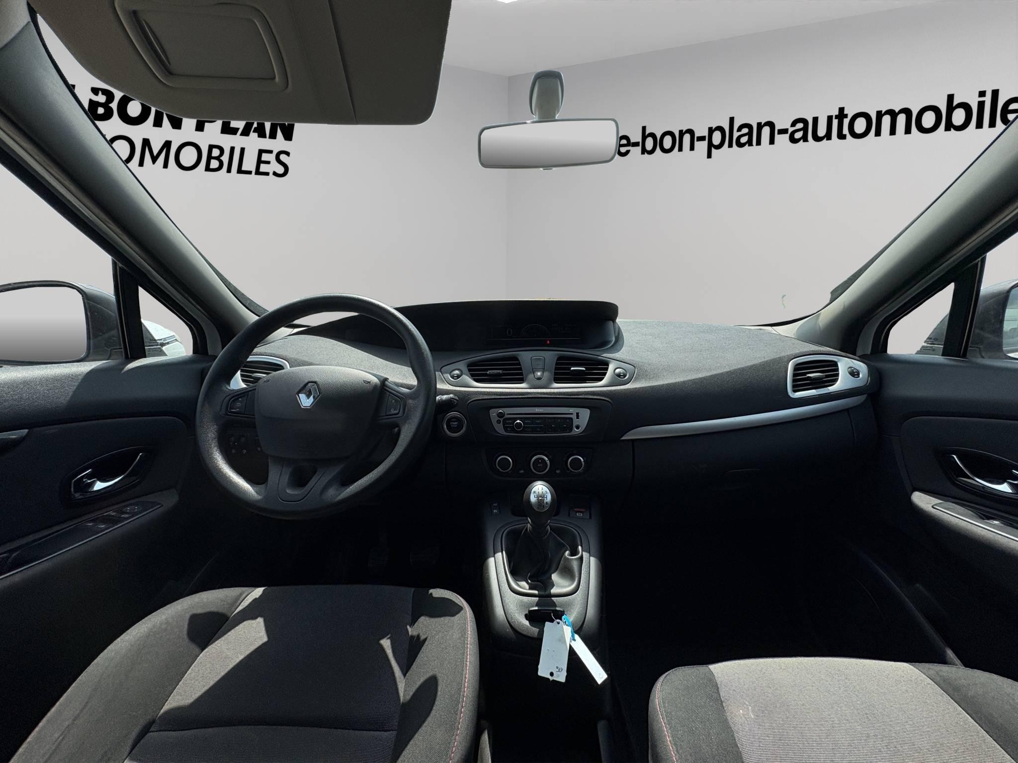 RENAULT SCENIC