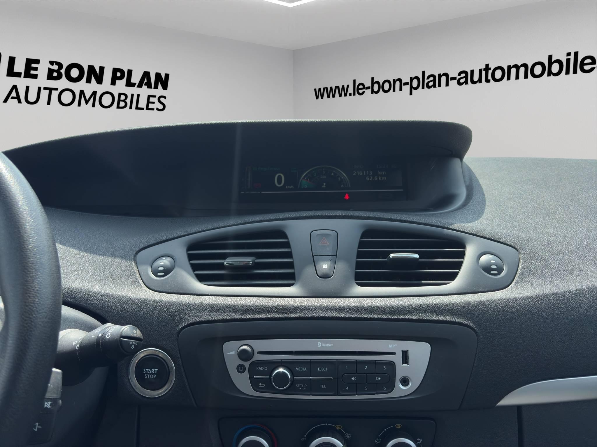 RENAULT SCENIC