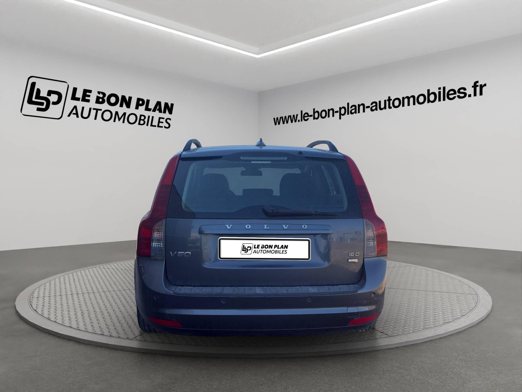 VOLVO V50