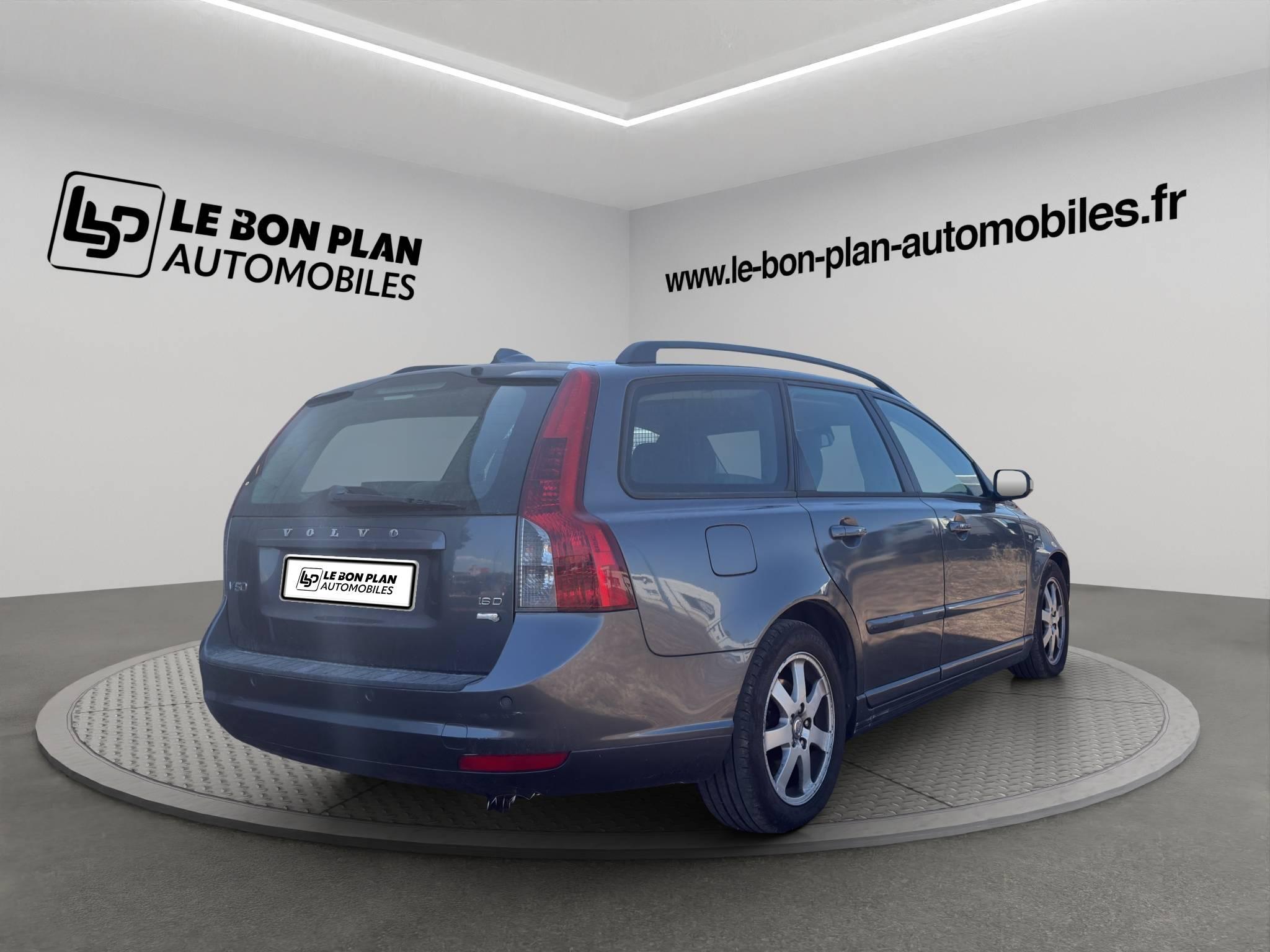 VOLVO V50